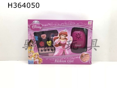 H364050 - Disney Princess nail makeup