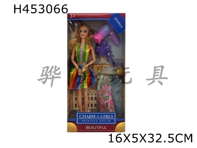 H453066 - High-grade 11.5-inch solid 9-joint fashion skirt Barbie with hanging clothes and comb.