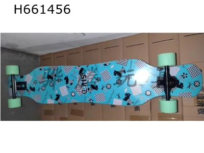H661456 - skateboard; skateboarding