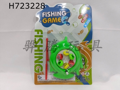 H723228 - Fishing with a chain hook on a fish