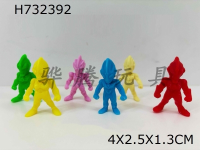 H732392 - Litter Ultraman figure