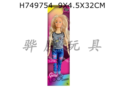 H749754 - Fashion doll